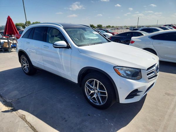 2016 MERCEDES-BENZ GLC GLC300