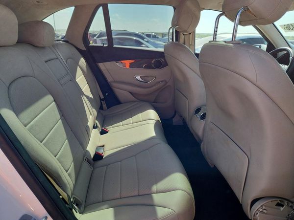 2016 MERCEDES-BENZ GLC GLC300