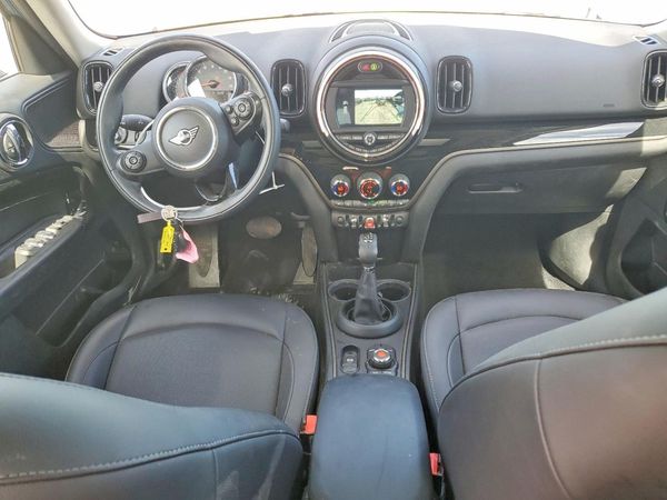 2019 MINI COOPER