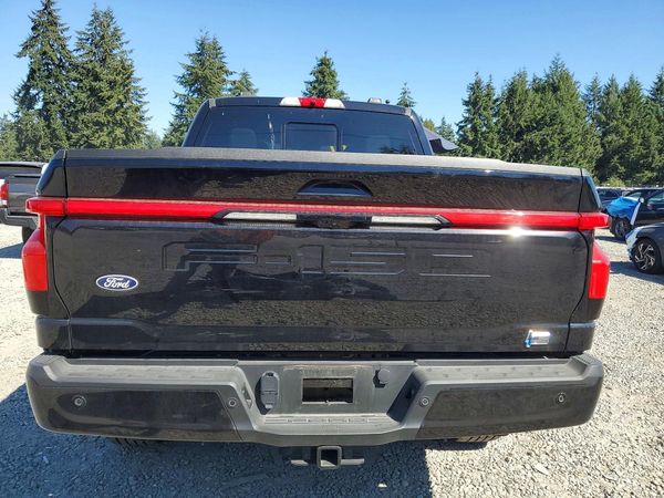 2025 FORD F150 Lariat