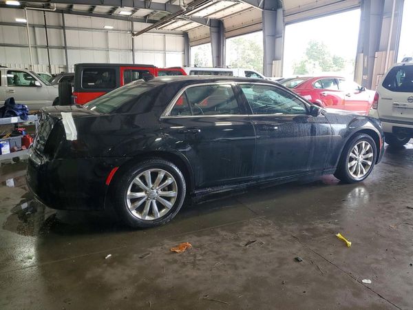 2018 CHRYSLER 300 300 Touring