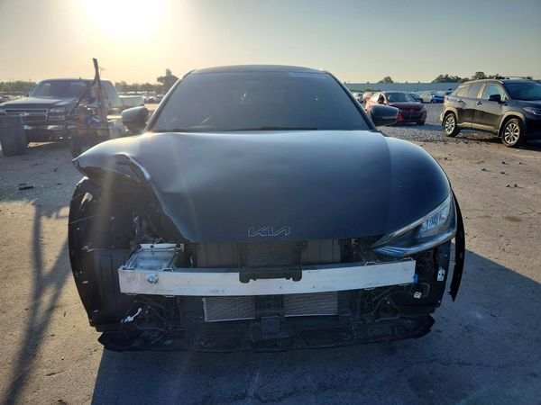 2023 KIA EV6 Light, Wind
