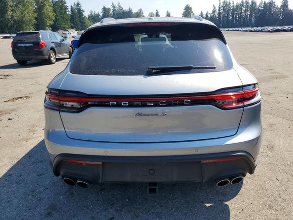 2023 PORSCHE MACAN