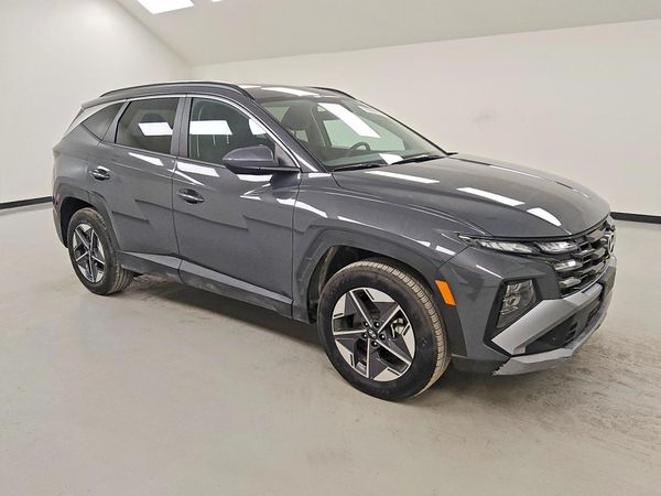 2026 HYUNDAI TUCSON SEL, SEL Plus — Passenger 3/4