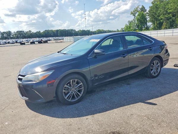 2015 TOYOTA CAMRY