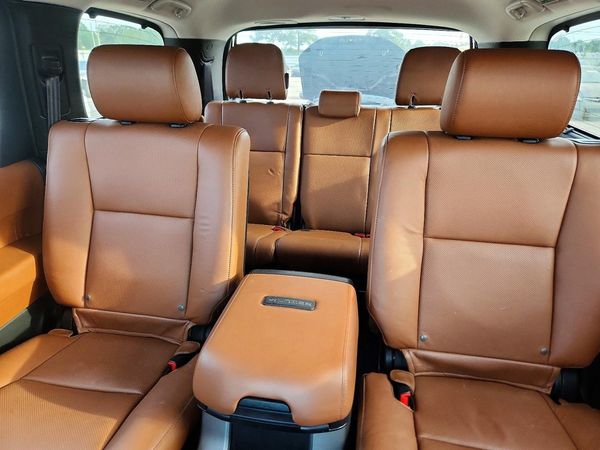 2017 TOYOTA SEQUOIA Platinum Grade