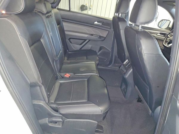 2021 VOLKSWAGEN ATLAS CROSS SPORT 4Motion SE