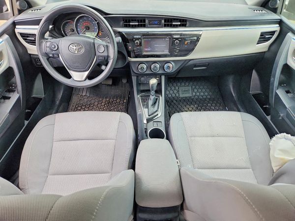 2015 TOYOTA COROLLA
