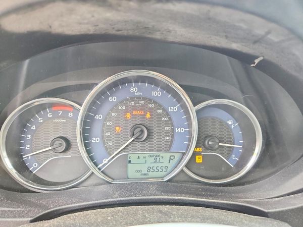 2015 TOYOTA COROLLA