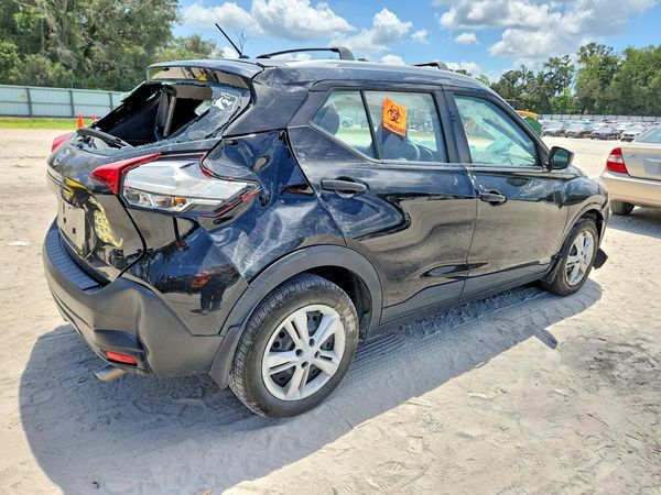 2019 NISSAN KICKS