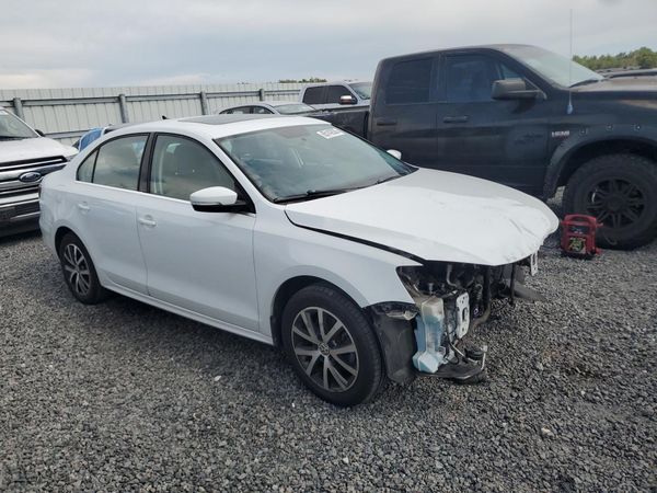 2017 VOLKSWAGEN JETTA