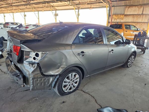 2013 KIA FORTE