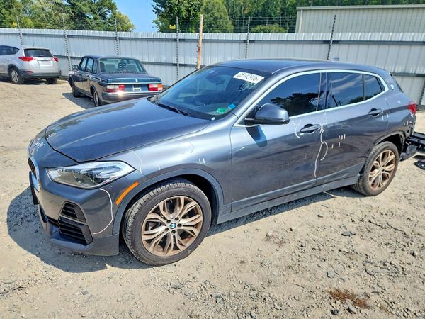 2022 BMW X2 — Front 3/4