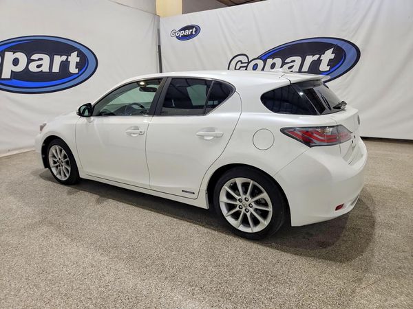 2013 LEXUS CT 200h
