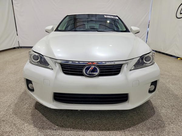 2013 LEXUS CT 200h