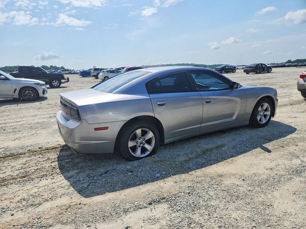 2013 DODGE CHARGER SE