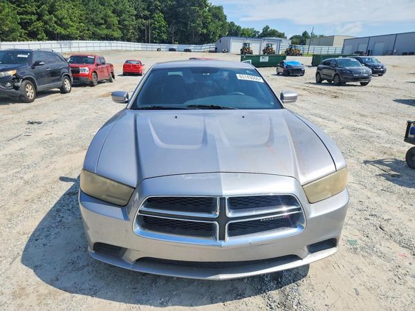 2013 DODGE CHARGER SE