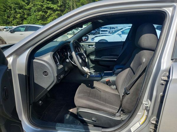 2013 DODGE CHARGER SE