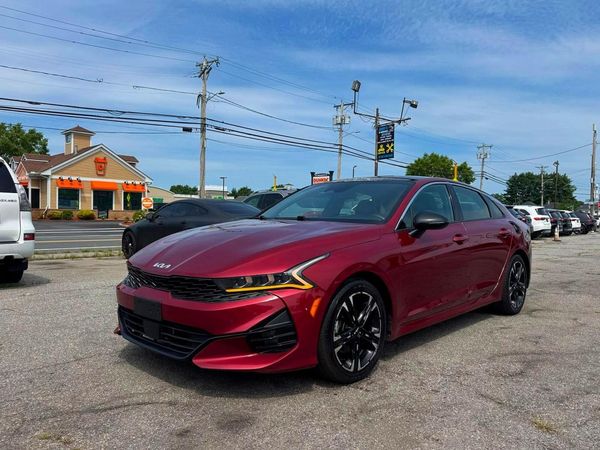 2022 KIA K5 GT-Line