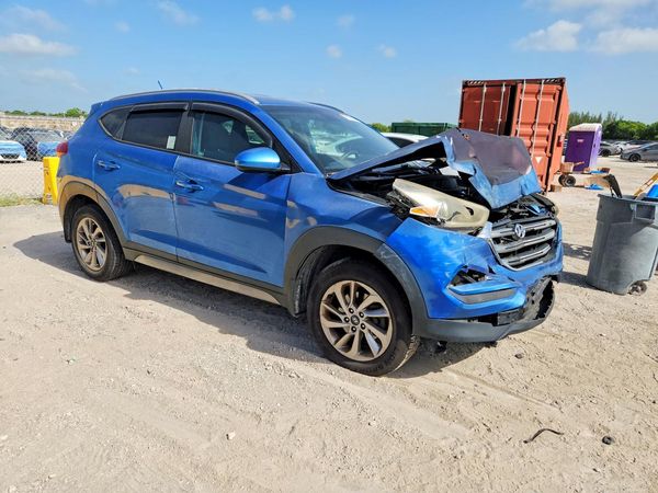 2017 HYUNDAI TUCSON
