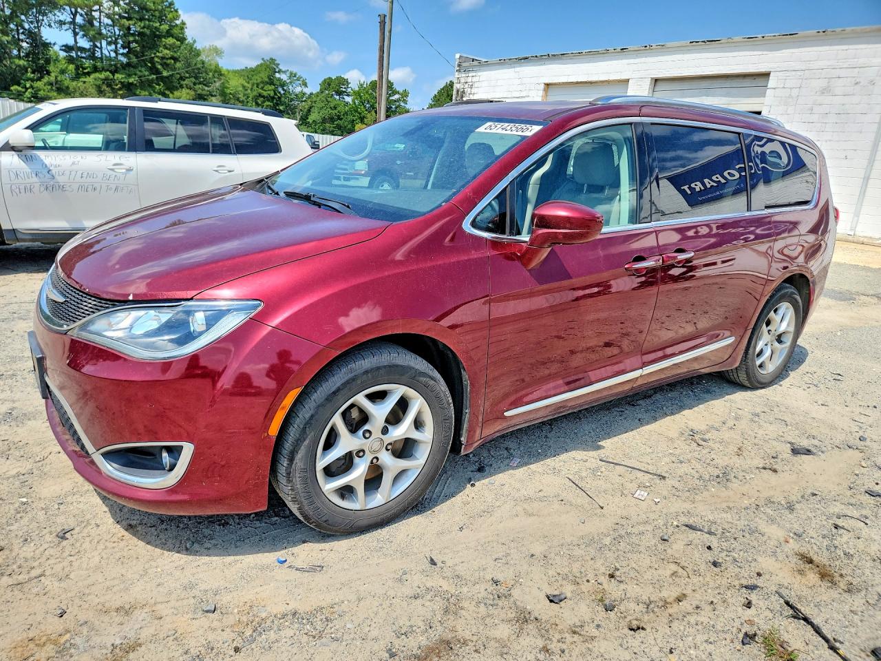 2017 CHRYSLER PACIFICA