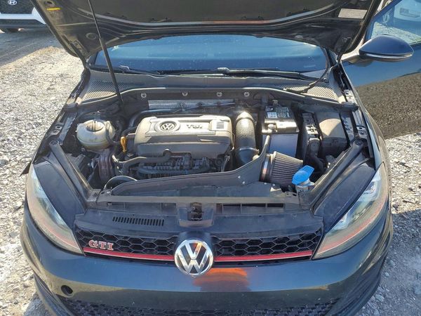 2017 VOLKSWAGEN GTI