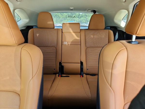 2020 LEXUS NX 300 Premium