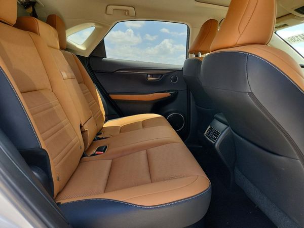 2020 LEXUS NX 300 Premium