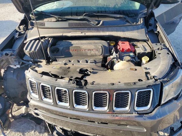 2021 JEEP COMPASS — Engine bay