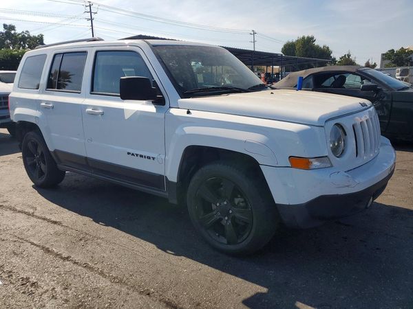 2015 JEEP PATRIOT Sport