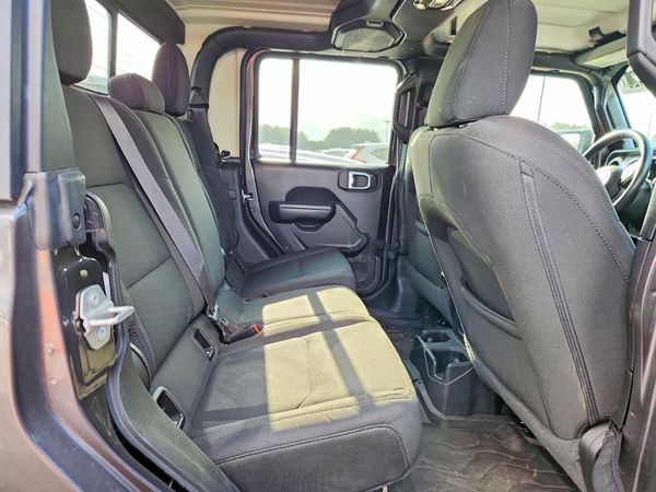 2021 JEEP GLADIATOR Sport