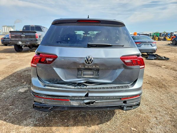 2023 VOLKSWAGEN TIGUAN SE R-Line Black
