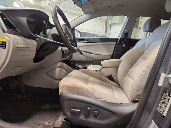 2017 HYUNDAI TUCSON