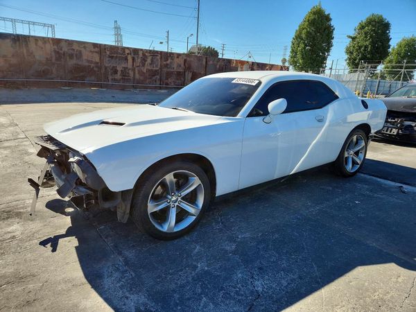 2015 DODGE CHALLENGER SXT