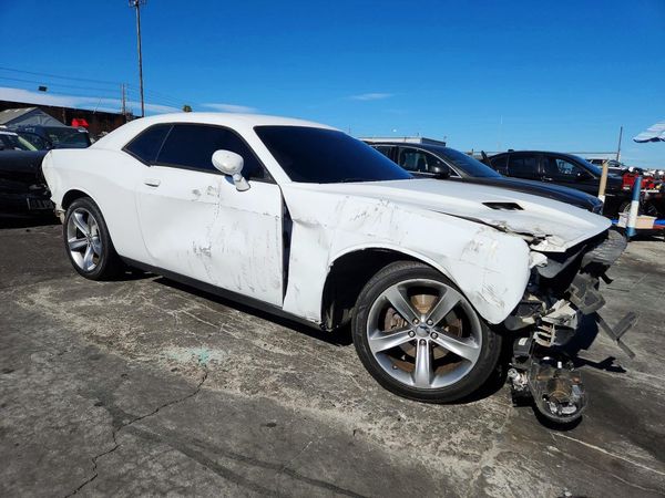 2015 DODGE CHALLENGER SXT