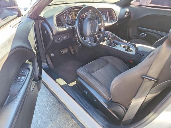 2015 DODGE CHALLENGER SXT