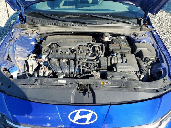 2024 HYUNDAI ELANTRA