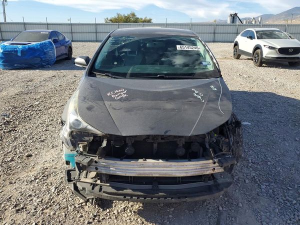 2016 TOYOTA PRIUS One/Two