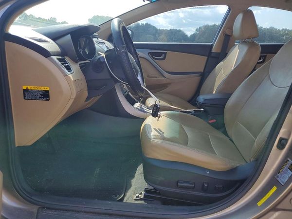 2013 HYUNDAI ELANTRA