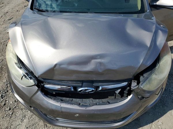 2013 HYUNDAI ELANTRA