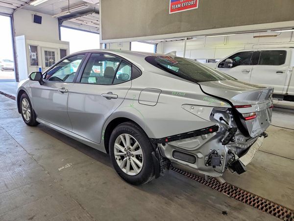 2026 TOYOTA CAMRY