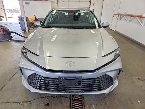 2026 TOYOTA CAMRY