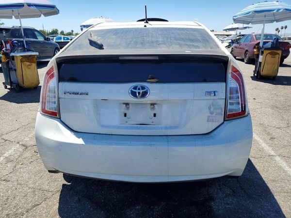 2014 TOYOTA PRIUS