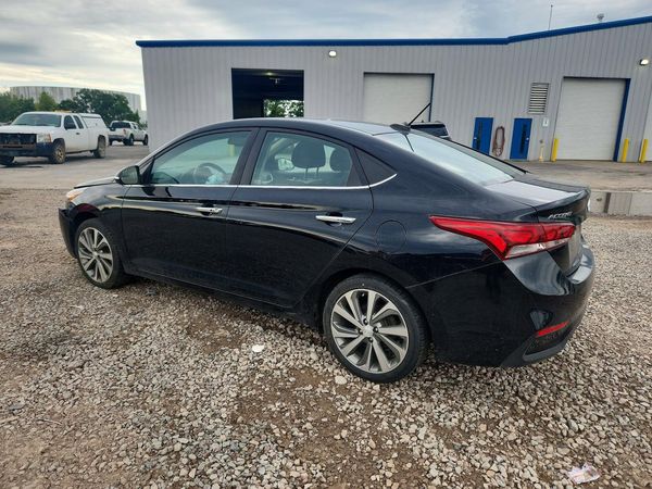 2022 HYUNDAI ACCENT Limited