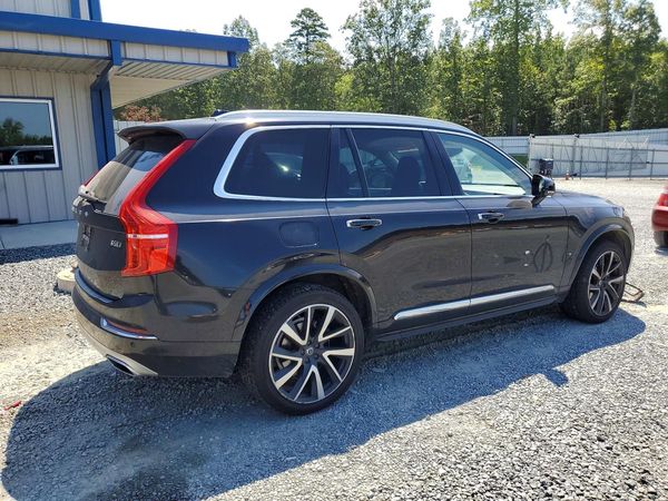 2019 VOLVO XC90