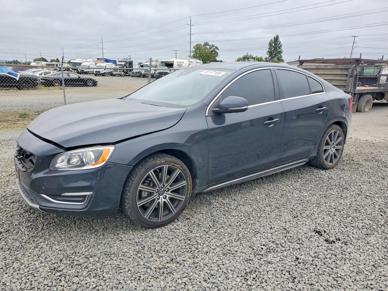 2014 VOLVO S60