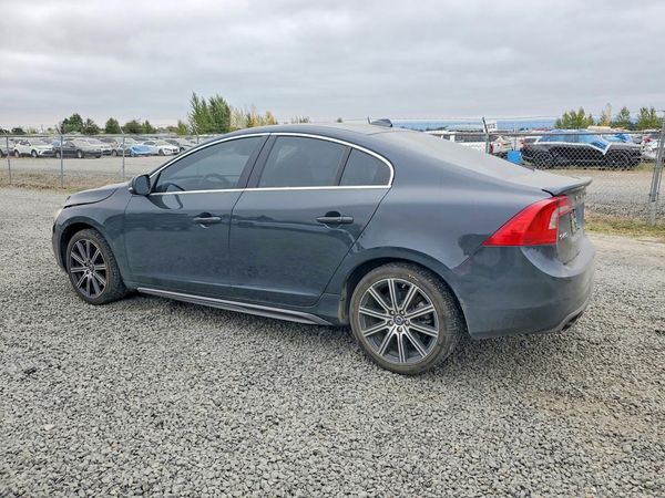 2014 VOLVO S60