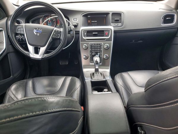 2014 VOLVO S60