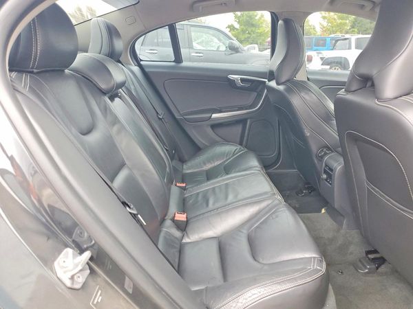 2014 VOLVO S60