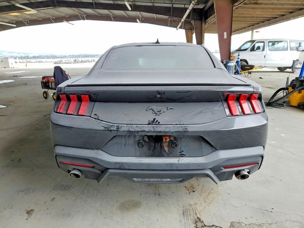2025 FORD MUSTANG I4